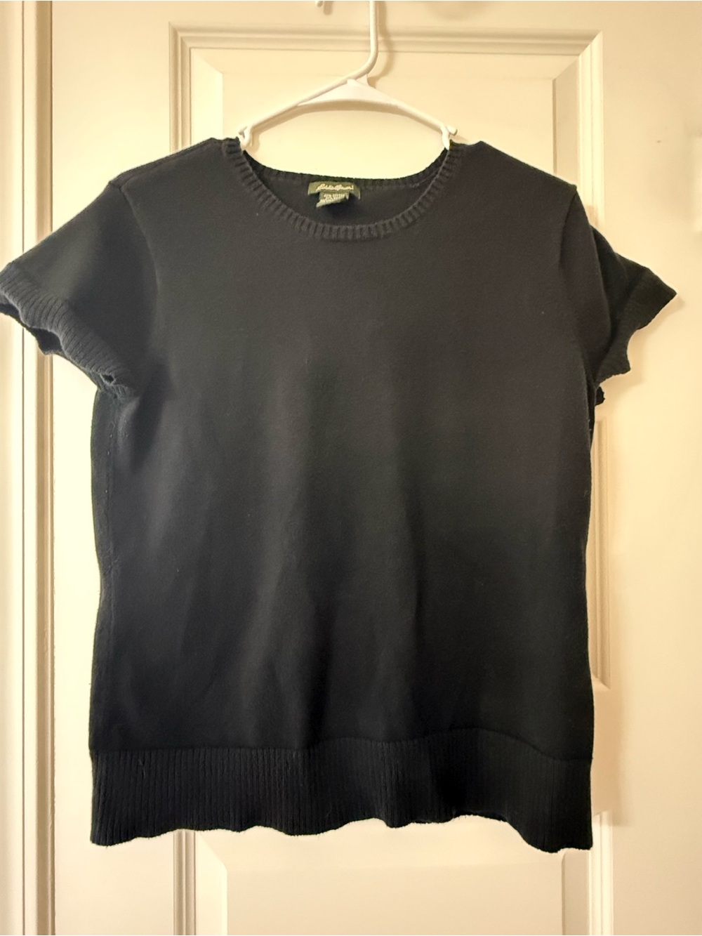 Eddie Bauer Vintage Short-Sleeve Knit Sweater, Black, Size Large, Layering